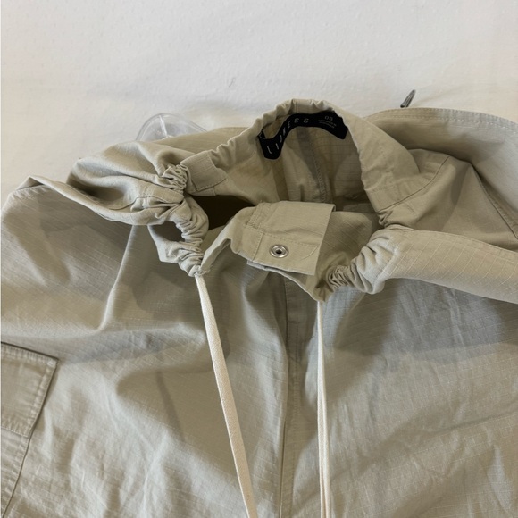 Lioness Cargo Pants - Picture 2 of 3